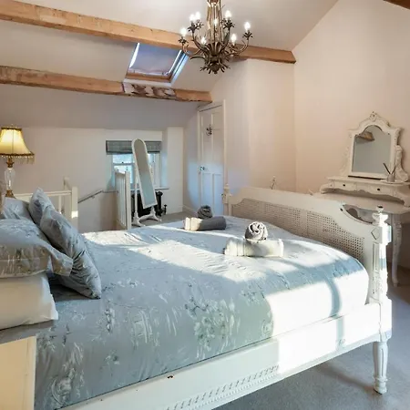 Holiday home 10 Castle Crescent Kendal