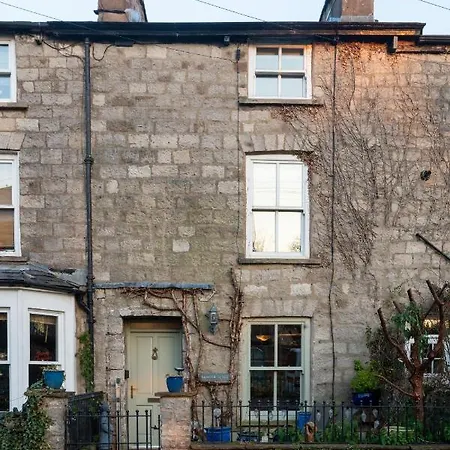 10 Castle Crescent Holiday home Kendal